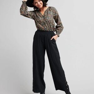 Women's Black Wide-Leg Pants